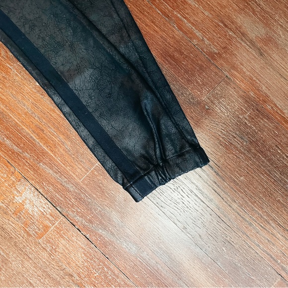 Kut From the Kloth Frida High Rise Slim Track Pant - Picture 6 of 7